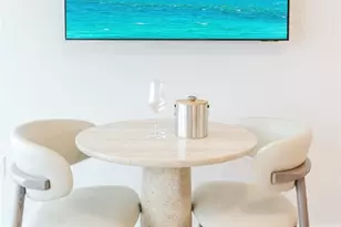 580 72nd St, Miami Beach, FL 33141 - Photo 9