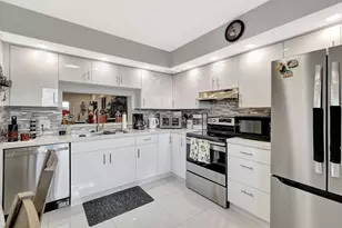 1401 SW 128th Terrace, Pembroke Pines, FL 33027 - Photo 9