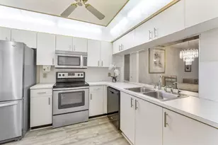 10382 NW 24th Pl, Sunrise, FL 33322 - Photo 7