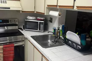 3053 N Oakland Forest Dr, Oakland Park, FL 33309 - Photo 3