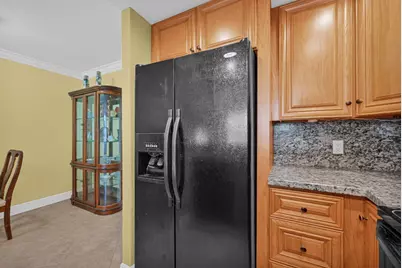 9121 Sunrise Lakes Boulevard #106, Sunrise, FL 33322 - Photo 13