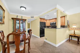 9121 Sunrise Lakes Blvd, Sunrise, FL 33322 - Photo 5