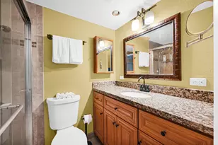 9121 Sunrise Lakes Blvd, Sunrise, FL 33322 - Photo 23