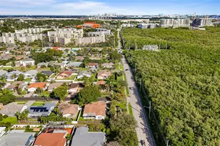 417 SE 4th St, Dania Beach, FL 33004 - Photo 9