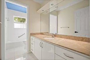 417 SE 4th St, Dania Beach, FL 33004 - Photo 43