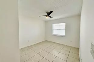 20421 NW 32 Ct, Miami Gardens, FL 33056 - Photo 9