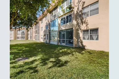 9281 Sunrise Lakes Boulevard #101, Sunrise, FL 33322 - Photo 31