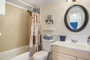 9281 Sunrise Lakes Blvd, Sunrise, FL 33322 - Photo 27