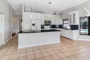 11310 Lake Tree Ct, Boca Raton, FL 33498 - Photo 9