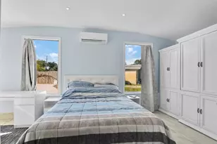 1814 NE 53rd Ct, Pompano Beach, FL 33064 - Photo 9