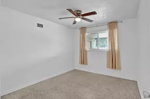 731 SW 71st Terrace, Pembroke Pines, FL 33023 - Photo 11