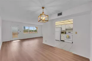 1901 Bermuda Cir, Pompano Beach, FL 33066 - Photo 5