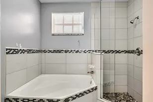 13400 NW 5th Ct, Plantation, FL 33325 - Photo 45