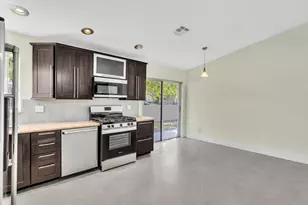 13400 NW 5th Ct, Plantation, FL 33325 - Photo 17