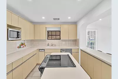 8020 SW 19th Street, Miami, FL 33155 - Photo 11