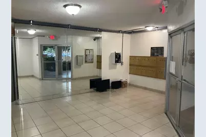 6201 N Falls Circle Drive #309, Lauderhill, FL 33319 - Photo 3