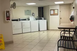 6201 N Falls Cir Dr, Lauderhill, FL 33319 - Photo 7