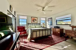 2112 S Cypress Bend Dr, Pompano Beach, FL 33069 - Photo 9