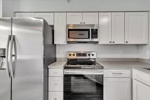 2112 S Cypress Bend Dr, Pompano Beach, FL 33069 - Photo 3