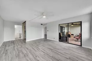 2112 S Cypress Bend Dr, Pompano Beach, FL 33069 - Photo 21