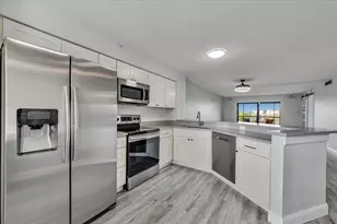 2112 S Cypress Bend Dr, Pompano Beach, FL 33069 - Photo 1