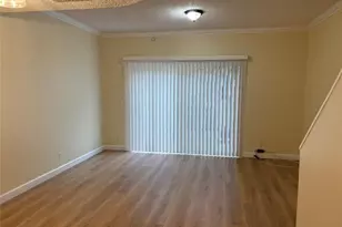 7835 Dixie Beach Cir, Tamarac, FL 33321 - Photo 5