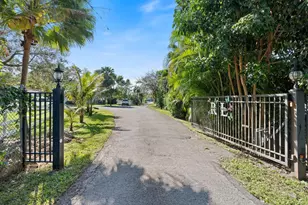 13500 Stirling Rd, Southwest Ranches, FL 33330 - Photo 75