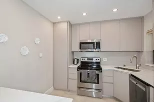 4485 Carambola Cir Unit, Pompano Beach, FL 33066 - Photo 9