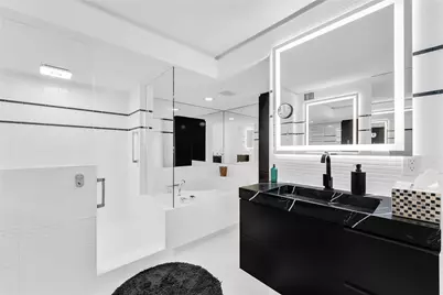 777 Bayshore Drive #1501, Fort Lauderdale, FL 33304 - Photo 9