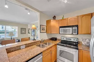 341 N Birch Rd Unit, Fort Lauderdale, FL 33304 - Photo 11