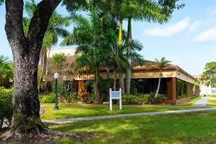 9061 Sunrise Lakes Blvd, Sunrise, FL 33322 - Photo 27