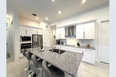 187 SE Via Sangro, Port Saint Lucie, FL 34952 - Photo 5