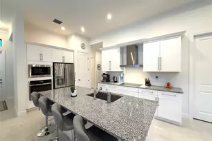 187 SE Via Sangro, Port Saint Lucie, FL 34952 - Photo 5