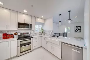 1112 NE 17th Way, Fort Lauderdale, FL 33304 - Photo 5