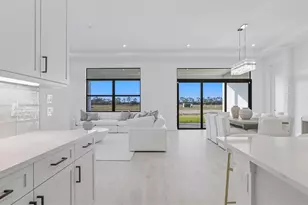 12631 SW Lunata Way, Port Saint Lucie, FL 34987 - Photo 9