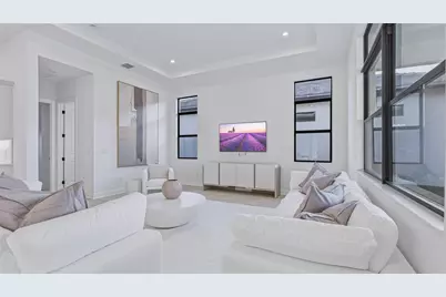 12631 SW Lunata Way, Port Saint Lucie, FL 34987 - Photo 11