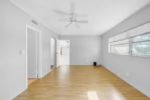 1035 Country Club Dr, Margate, FL 33063 - Photo 11