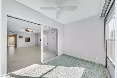 1035 Country Club Drive #407, Margate, FL 33063 - Photo 19
