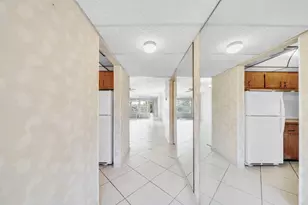 1035 Country Club Dr, Margate, FL 33063 - Photo 5