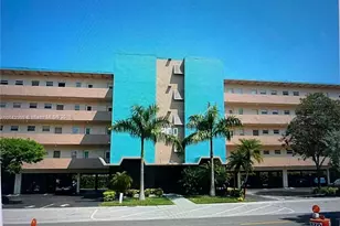 200 NE 14th Ave Unit, Hallandale Beach, FL 33009 - Photo 1