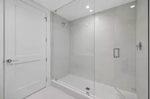 153 N Seabreeze Blvd, Fort Lauderdale, FL 33304 - Photo 21