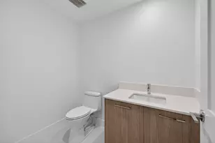 153 N Seabreeze Blvd, Fort Lauderdale, FL 33304 - Photo 23