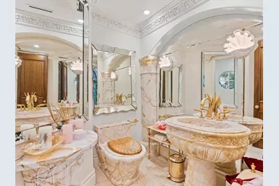 555 Ocean Boulevard, North Miami Beach, FL 33160 - Photo 19