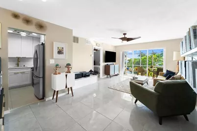 3000 NE 16th Avenue #312, Oakland Park, FL 33334 - Photo 3