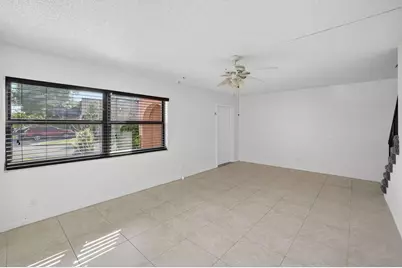 16 Toledo Court #3-38, Davie, FL 33324 - Photo 7