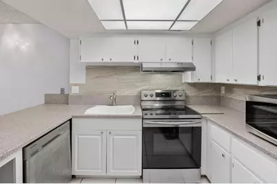 16 Toledo Court #3-38, Davie, FL 33324 - Photo 25