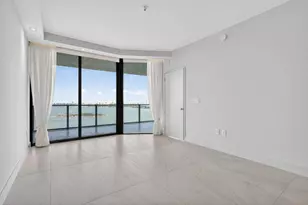 700 NE 24th St, Miami, FL 33137 - Photo 15