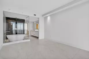 700 NE 24th St, Miami, FL 33137 - Photo 17