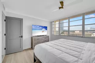 1817 S Ocean Dr, Hallandale Beach, FL 33009 - Photo 27