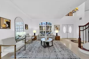 13702 NW 10th Ct, Pembroke Pines, FL 33028 - Photo 11